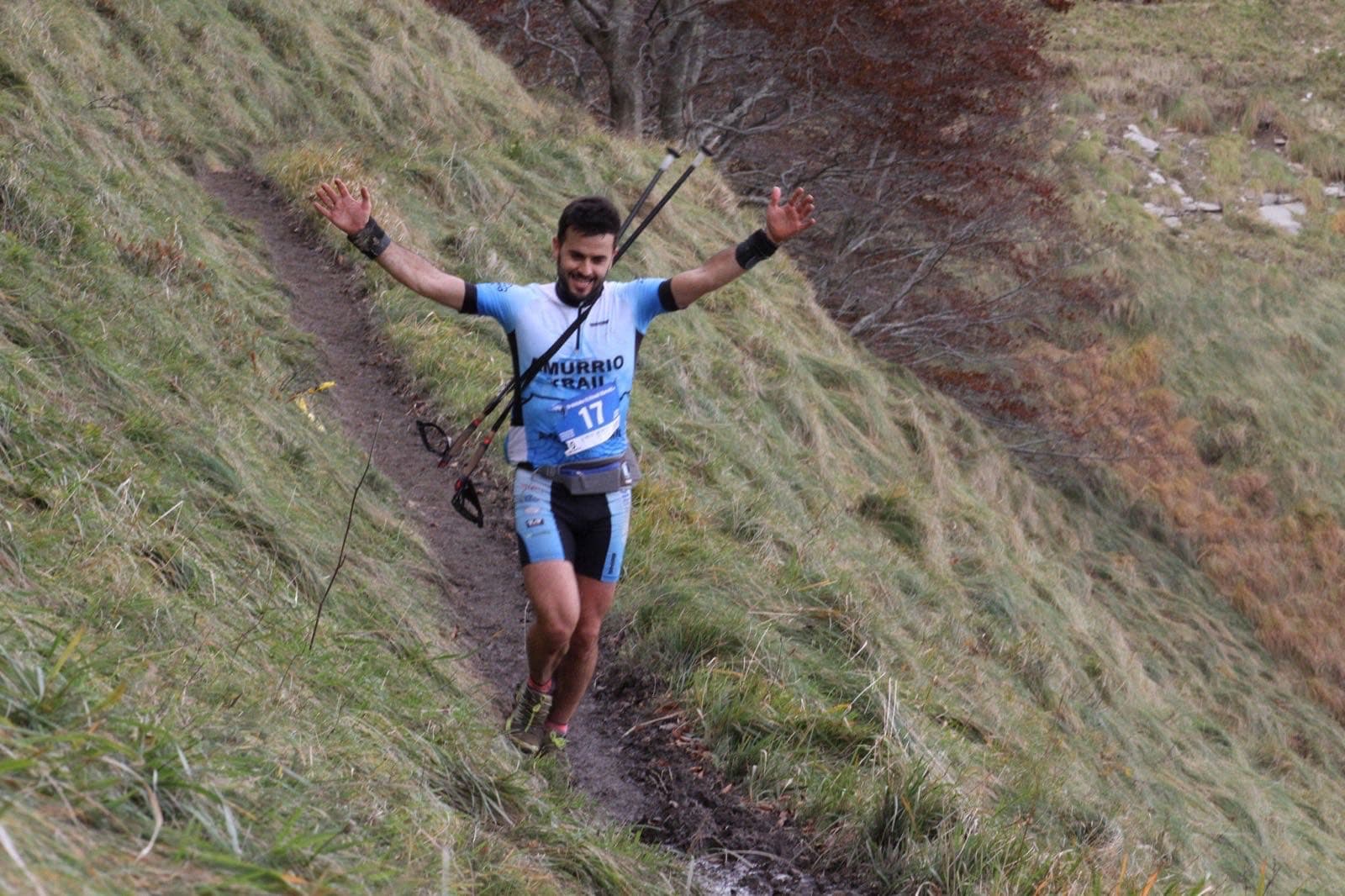 Runners on the ridge